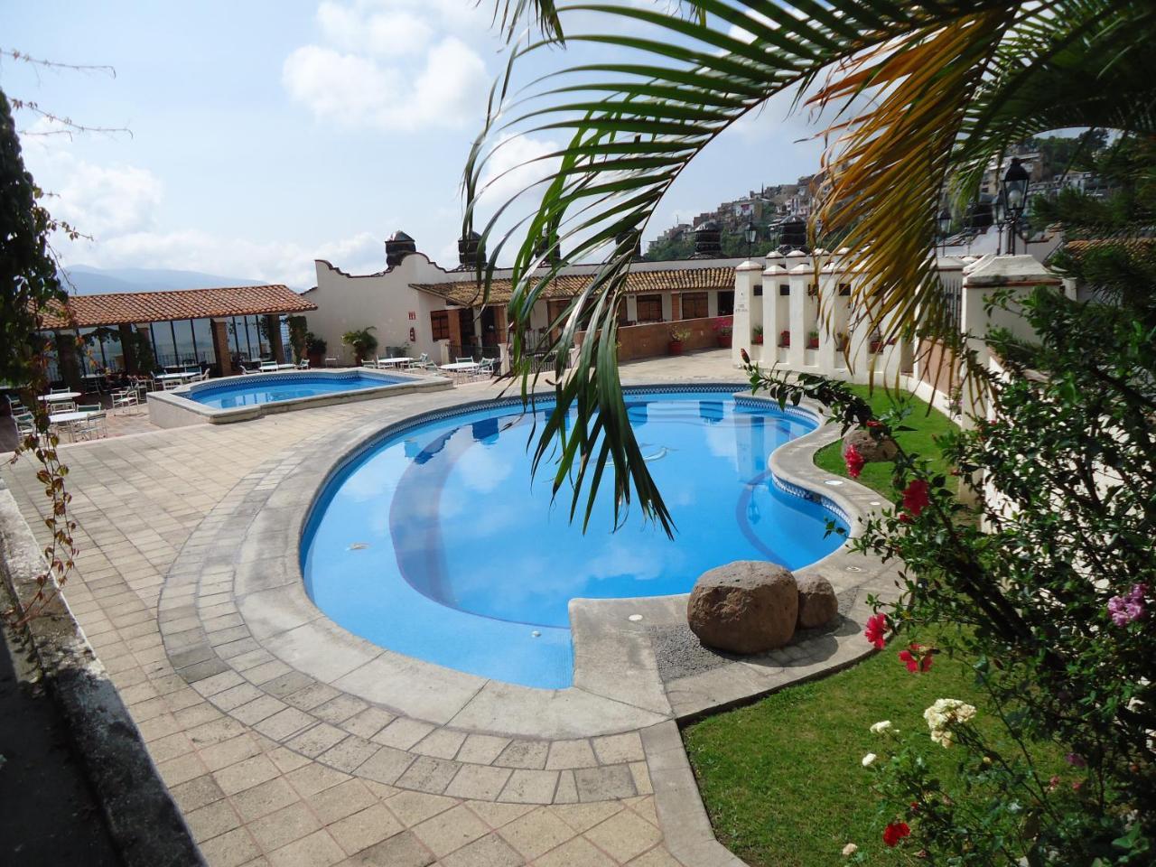 Hotel Loma Linda Taxco Εξωτερικό φωτογραφία